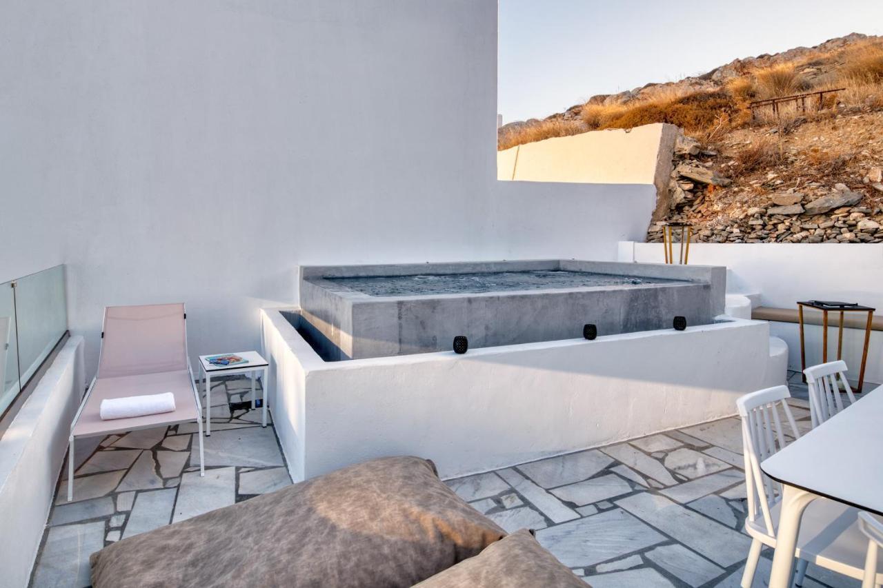White Cliff Naousa エクステリア 写真